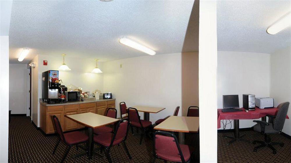 Knights Inn Columbus/Franklinton Екстер'єр фото